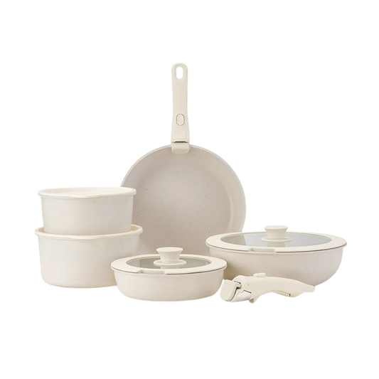 Tupperware/ Cookware Pots and pans